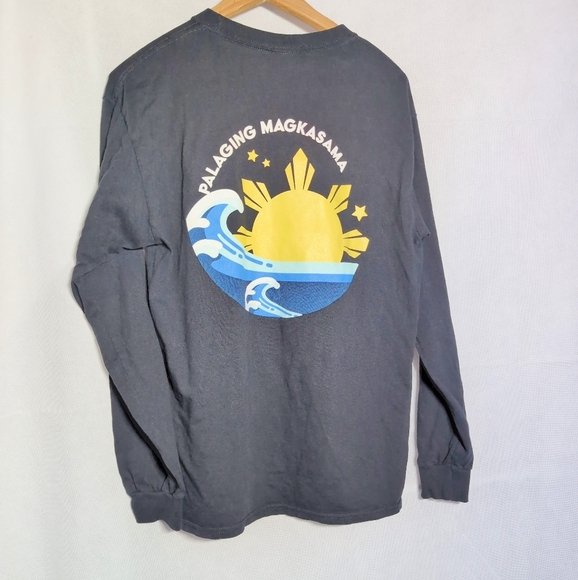 Gildan Black Seattle United Filipino Club Sz M Sun Always Together T Shirt - Picture 3 of 4